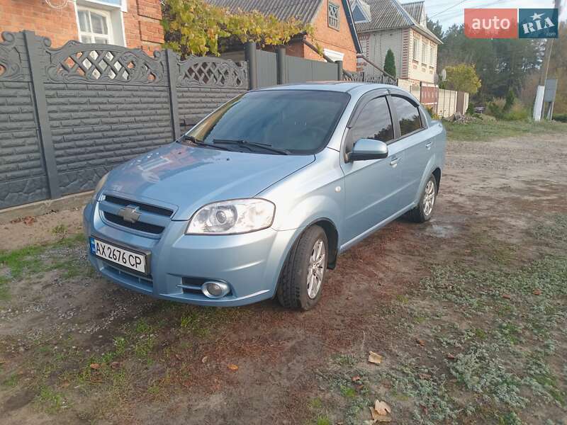 Седан Chevrolet Aveo 2008 в Богодухіву