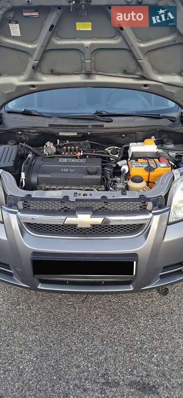 Седан Chevrolet Aveo 2008 в Запорожье