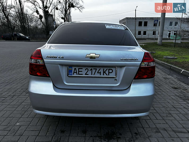 Седан Chevrolet Aveo 2011 в Новомосковську