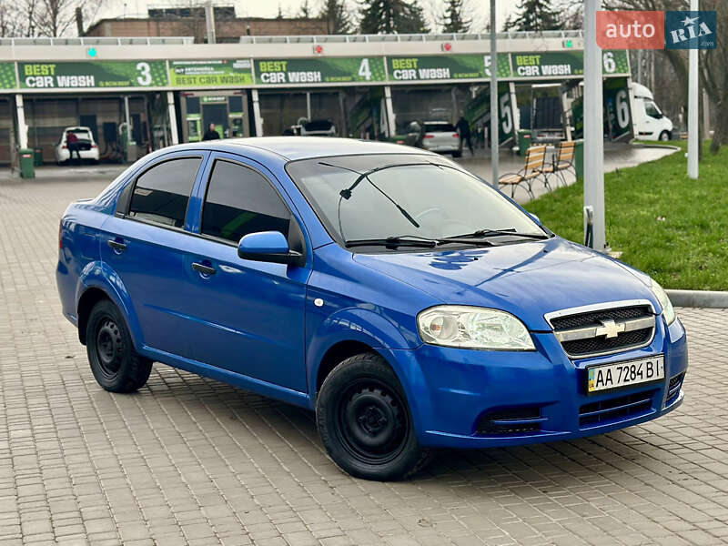 Седан Chevrolet Aveo 2007 в Кропивницькому