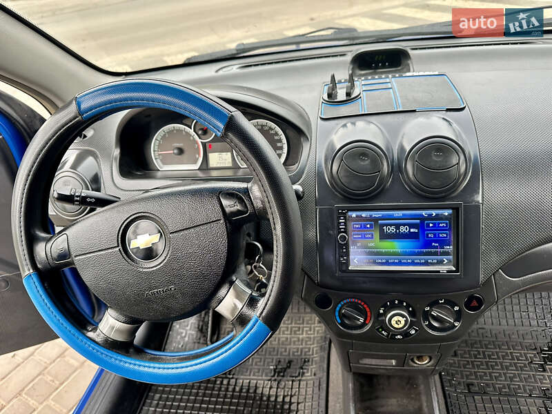 Седан Chevrolet Aveo 2007 в Кропивницькому