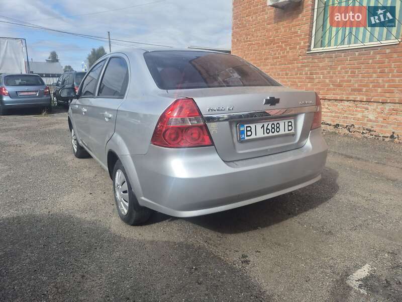 Седан Chevrolet Aveo 2007 в Полтаве
