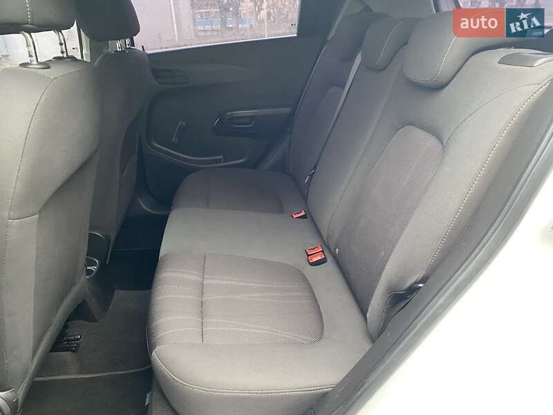 Хэтчбек Chevrolet Aveo 2011 в Николаеве фото 23 Хэтчбек Chevrolet Aveo 2011 в Николаеве