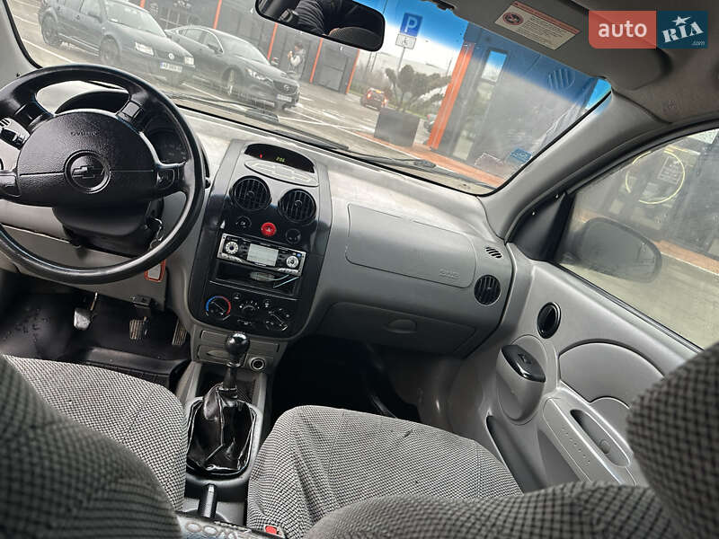 Седан Chevrolet Aveo 2004 в Вінниці