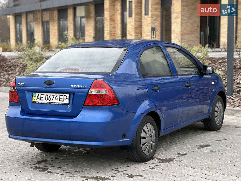 Седан Chevrolet Aveo 2006 в Кропивницькому