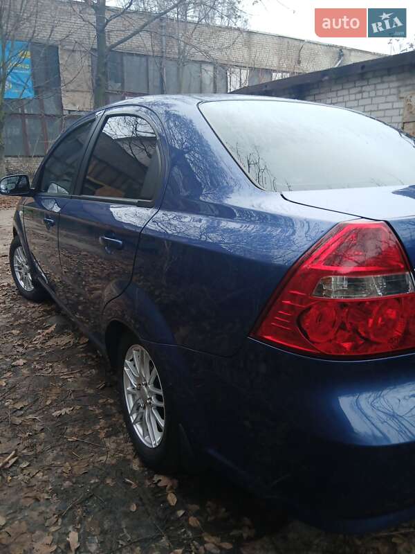 Седан Chevrolet Aveo 2008 в Запоріжжі