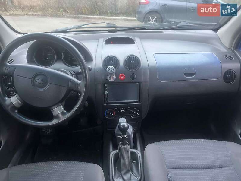 Седан Chevrolet Aveo 2006 в Чернігові