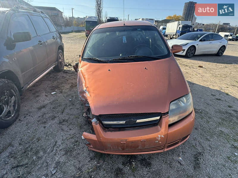 Седан Chevrolet Aveo 2006 в Кропивницькому