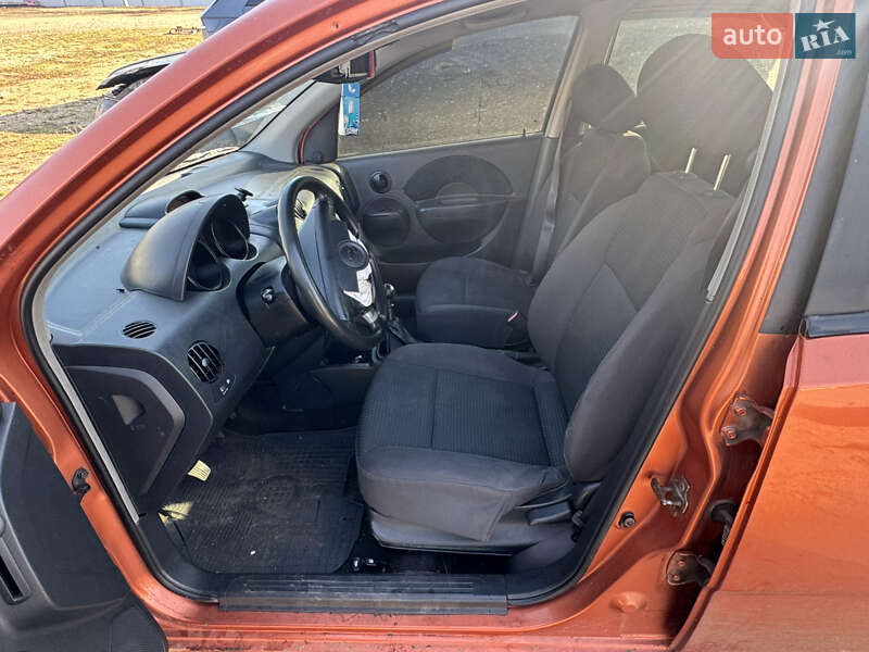 Седан Chevrolet Aveo 2006 в Кропивницькому