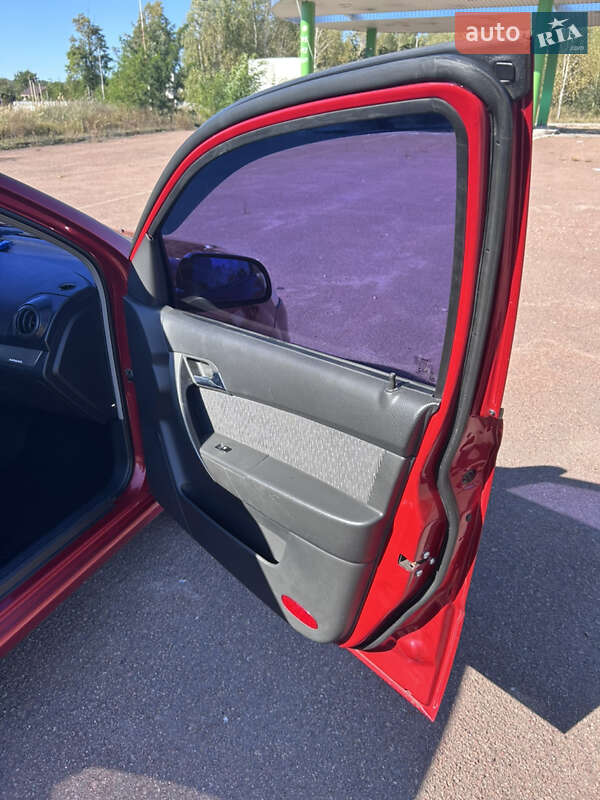 Седан Chevrolet Aveo 2007 в Овручі