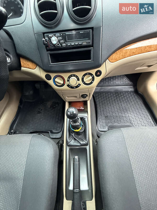 Седан Chevrolet Aveo 2008 в Харькове фото 42 Седан Chevrolet Aveo 2008 в Харькове