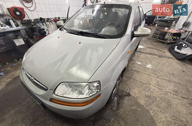 Седан Chevrolet Aveo 2005 в Києві