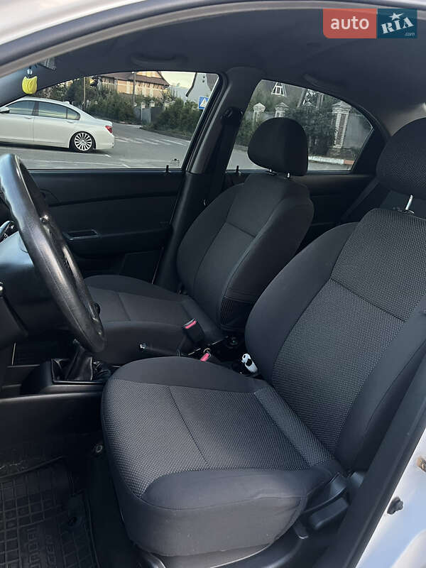 Седан Chevrolet Aveo 2006 в Киеве фото 11 Седан Chevrolet Aveo 2006 в Киеве