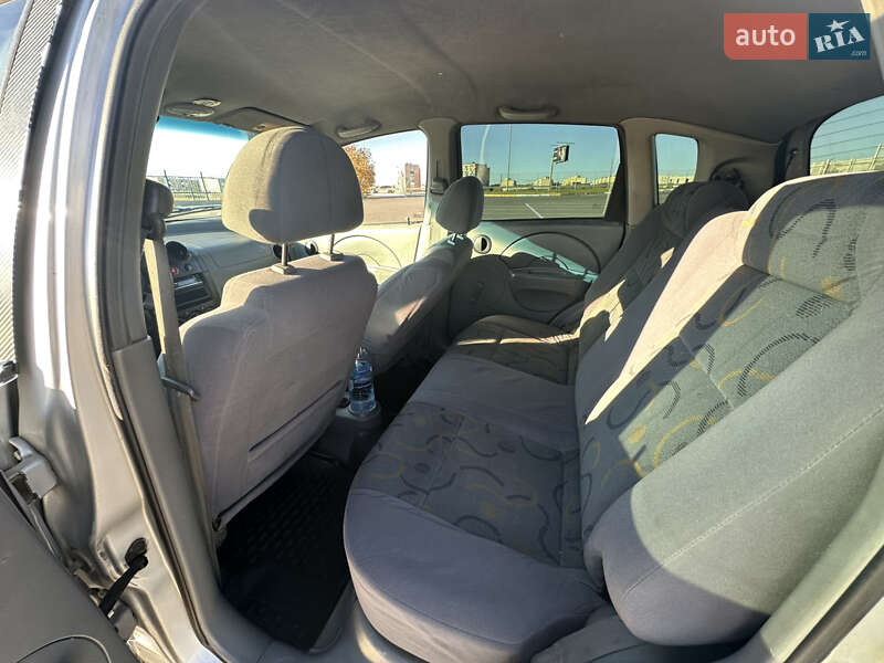 Хэтчбек Chevrolet Aveo 2005 в Одессе фото 8 Хэтчбек Chevrolet Aveo 2005 в Одессе