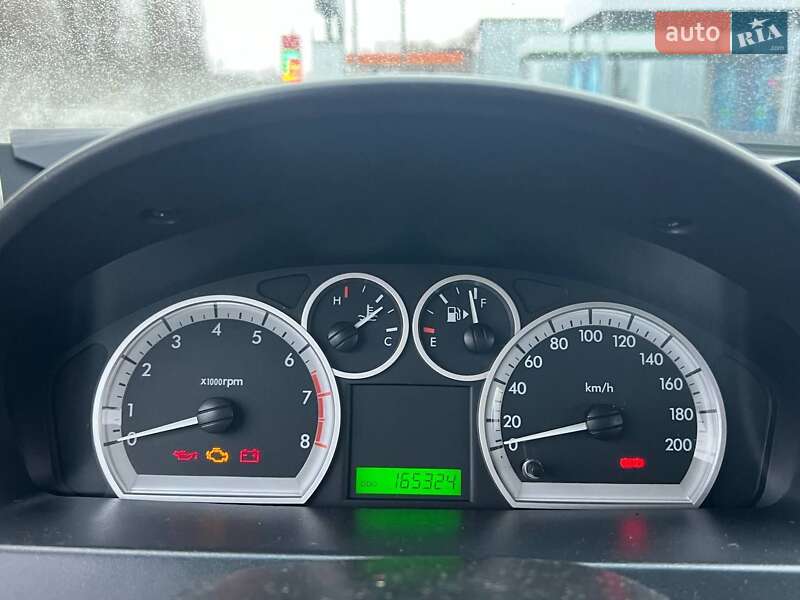 Седан Chevrolet Aveo 2008 в Хороле