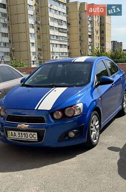 Седан Chevrolet Aveo 2013 в Киеве