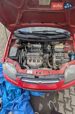 Хетчбек Chevrolet Aveo 2006 в Чернівцях