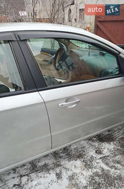 Седан Chevrolet Aveo 2007 в Сумах