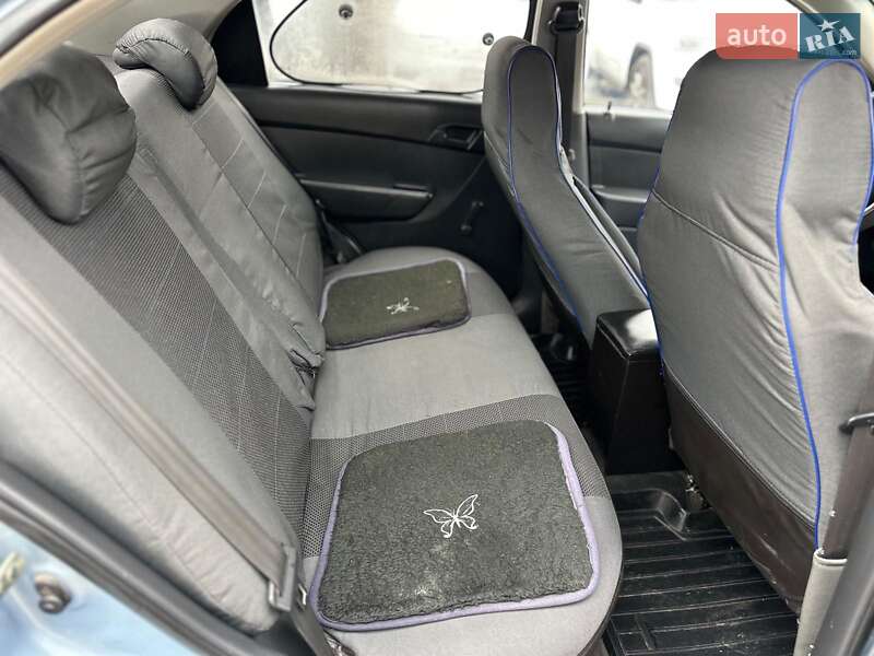 Седан Chevrolet Aveo 2011 в Вінниці