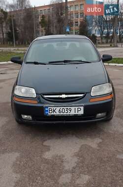 Седан Chevrolet Aveo 2005 в Ровно
