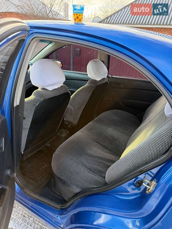 Седан Chevrolet Aveo 2007 в Охтирці