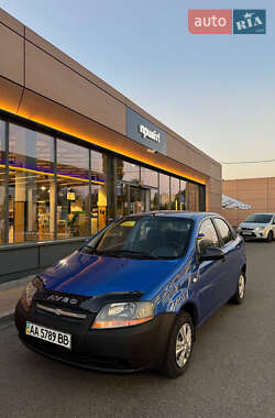 Седан Chevrolet Aveo 2005 в Полтаве