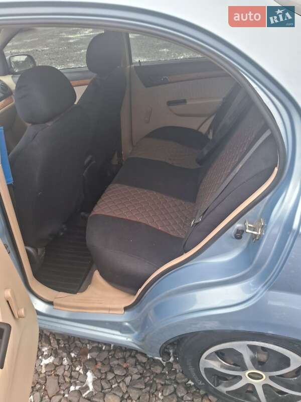 Седан Chevrolet Aveo 2008 в Хмельницькому