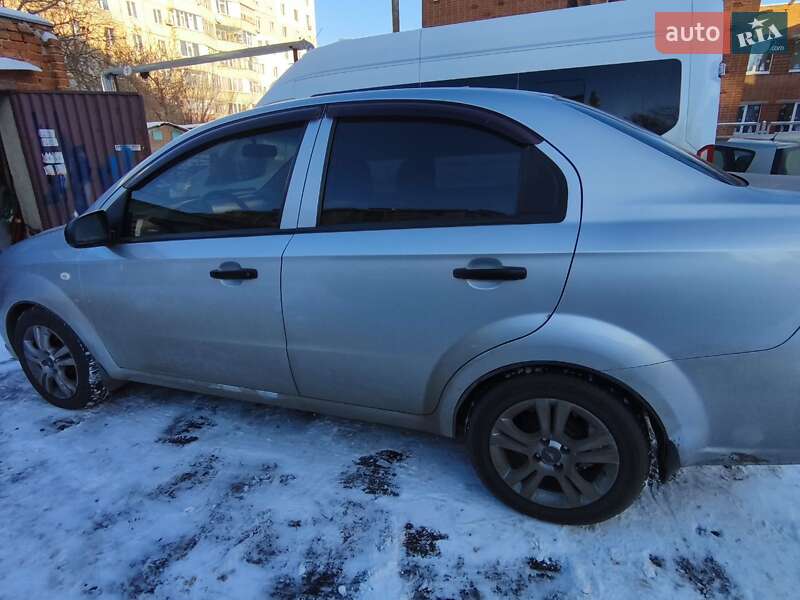Chevrolet Aveo 2011