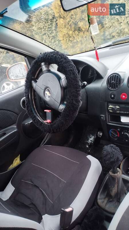 Хэтчбек Chevrolet Aveo 2006 в Болехове фото 9 Хэтчбек Chevrolet Aveo 2006 в Болехове