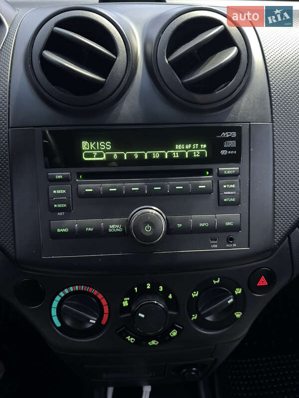 Хэтчбек Chevrolet Aveo 2010 в Львове фото 7 Хэтчбек Chevrolet Aveo 2010 в Львове
