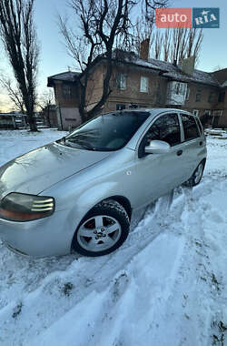 Хетчбек Chevrolet Aveo 2005 в Кривому Розі