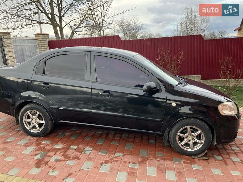 Седан Chevrolet Aveo 2006 в Івано-Франківську