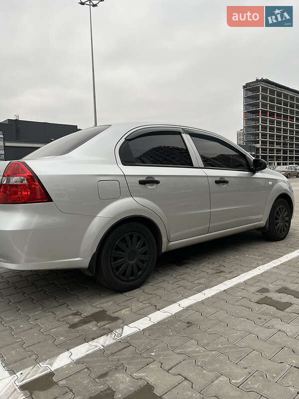 Chevrolet Aveo 2011