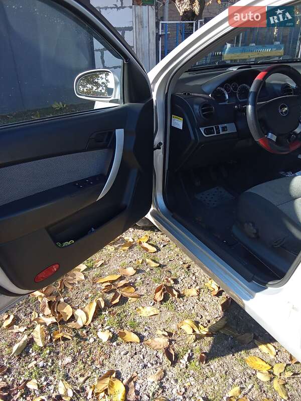 Хэтчбек Chevrolet Aveo 2009 в Запорожье фото 9 Хэтчбек Chevrolet Aveo 2009 в Запорожье