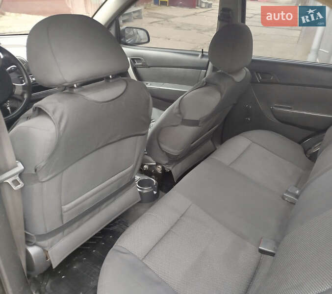 Седан Chevrolet Aveo 2006 в Харкові