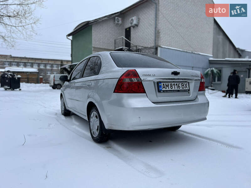 Седан Chevrolet Aveo 2008 в Бердичеві