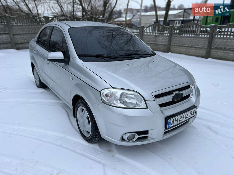 Седан Chevrolet Aveo 2008 в Бердичеві