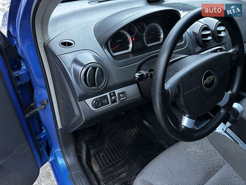 Седан Chevrolet Aveo 2007 в Харькове