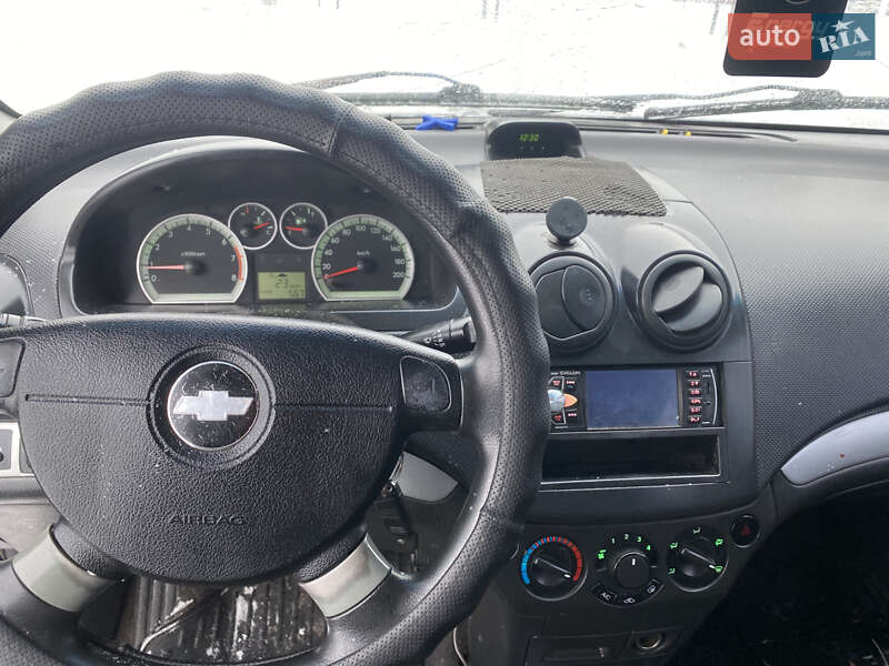 Седан Chevrolet Aveo 2007 в Києві