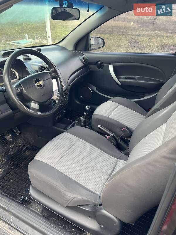Хэтчбек Chevrolet Aveo 2008 в Новомосковске фото 11 Хэтчбек Chevrolet Aveo 2008 в Новомосковске