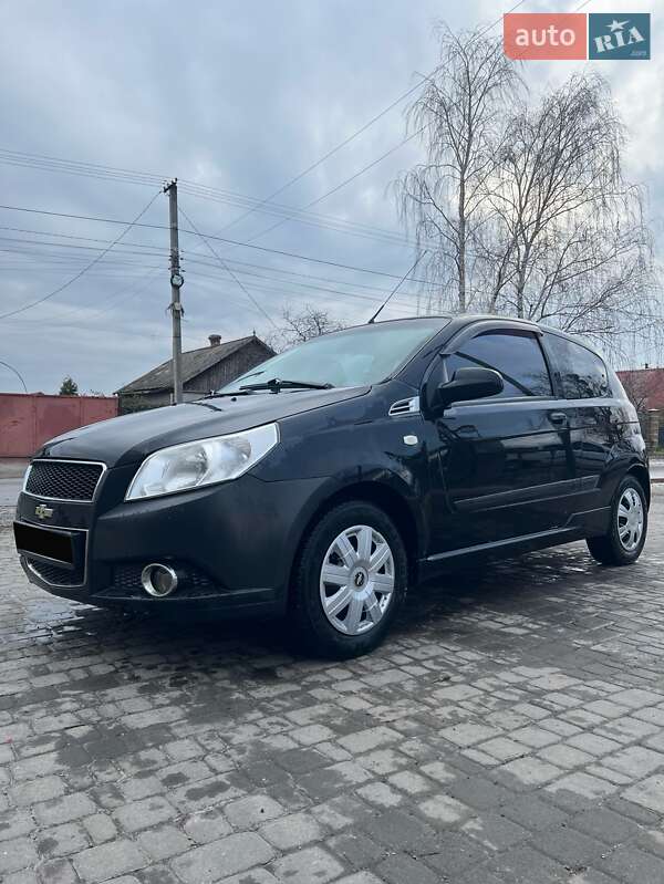 Хэтчбек Chevrolet Aveo 2008 в Новомосковске фото Хэтчбек Chevrolet Aveo 2008 в Новомосковске