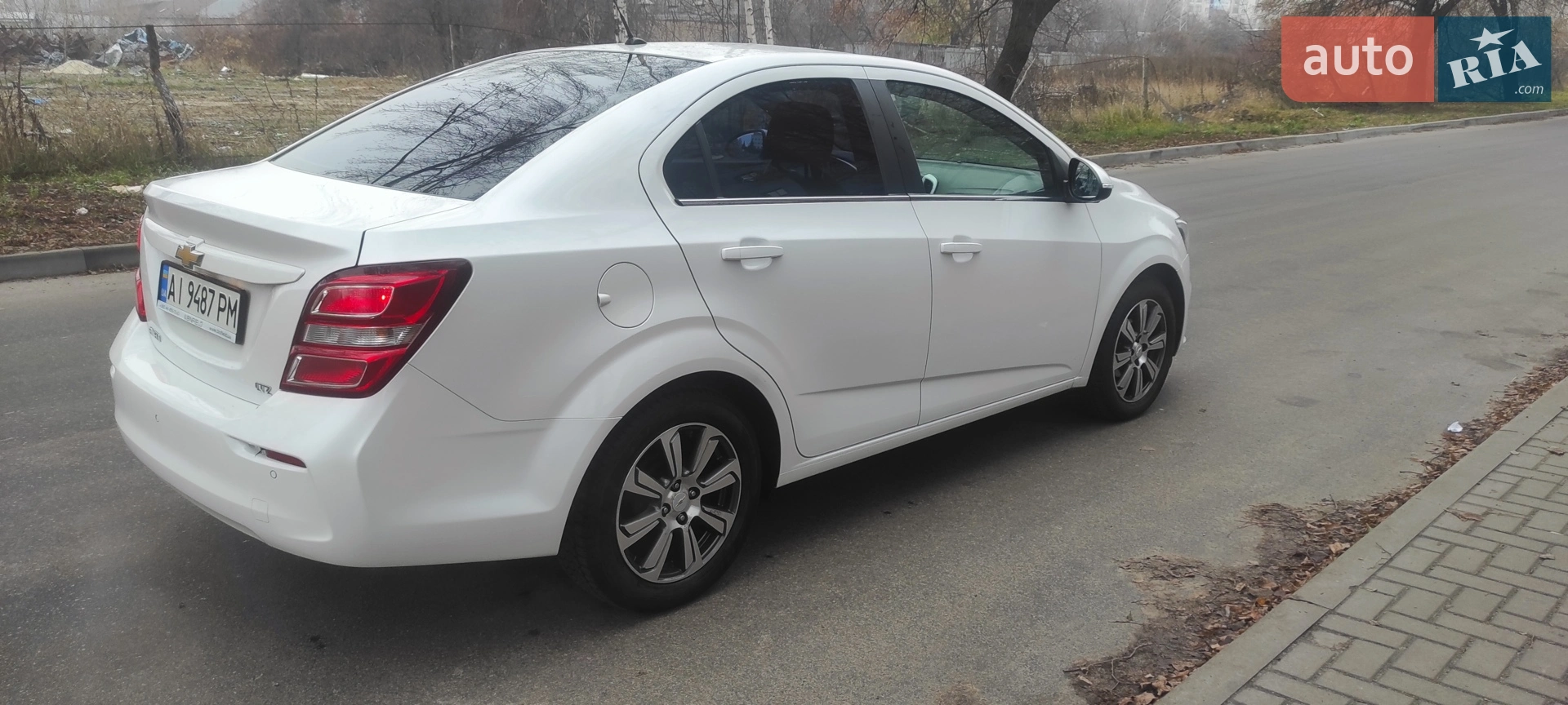 2017 Chevrolet Aveo - мініатюра 5