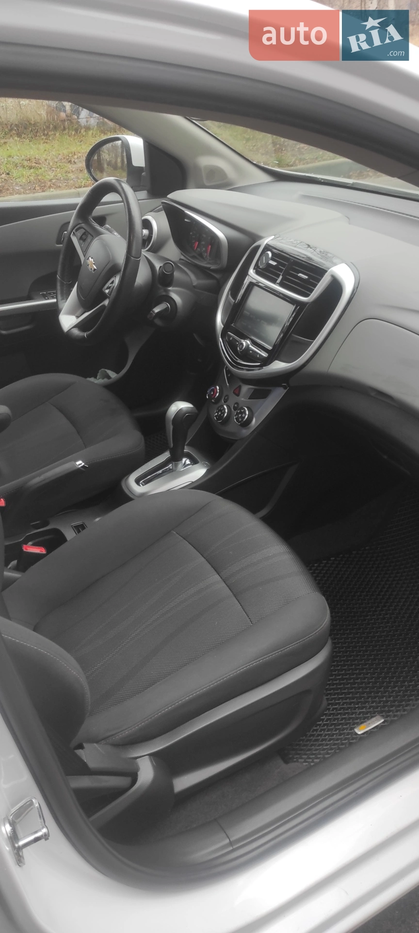 2017 Chevrolet Aveo - мініатюра 10