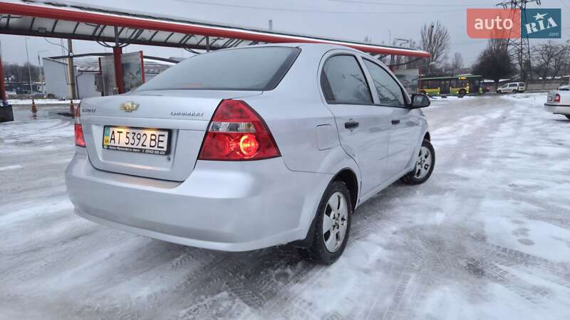 Седан Chevrolet Aveo 2011 в Виннице
