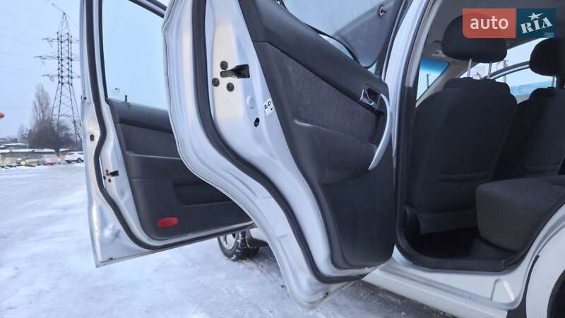 Седан Chevrolet Aveo 2011 в Виннице