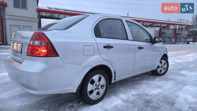Седан Chevrolet Aveo 2011 в Виннице