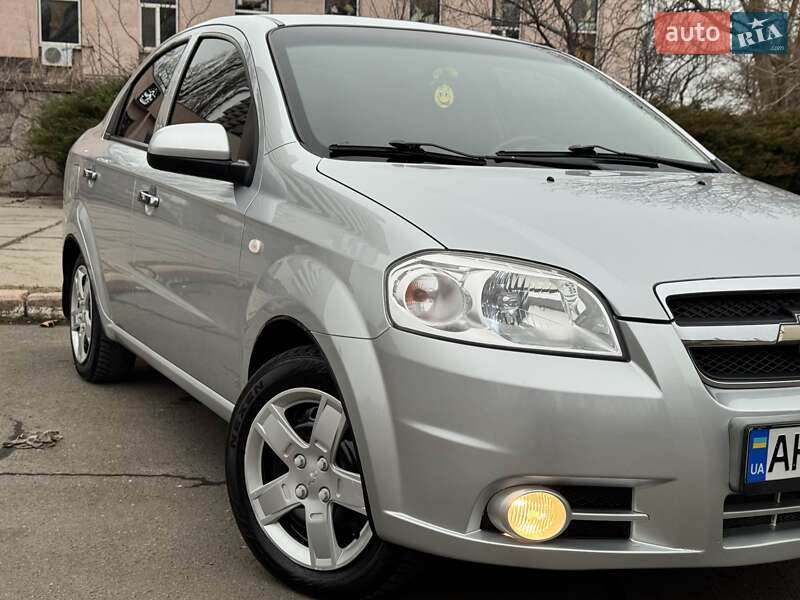 Седан Chevrolet Aveo 2008 в Николаеве