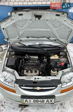 Седан Chevrolet Aveo 2004 в Украинке