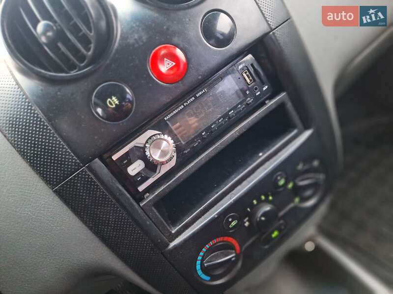 Седан Chevrolet Aveo 2004 в Черновцах фото 35 Седан Chevrolet Aveo 2004 в Черновцах