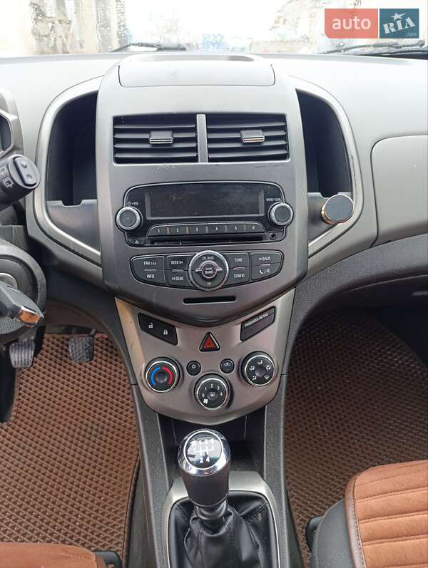 Хэтчбек Chevrolet Aveo 2013 в Мироновке фото 12 Хэтчбек Chevrolet Aveo 2013 в Мироновке